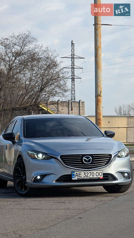 Седан Mazda 6 2015 в Днепре