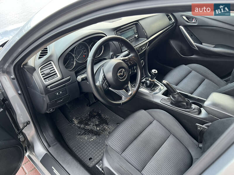 Седан Mazda 6 2014 в Черкасах