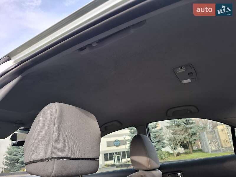 Седан Mazda 6 2004 в Запорожье