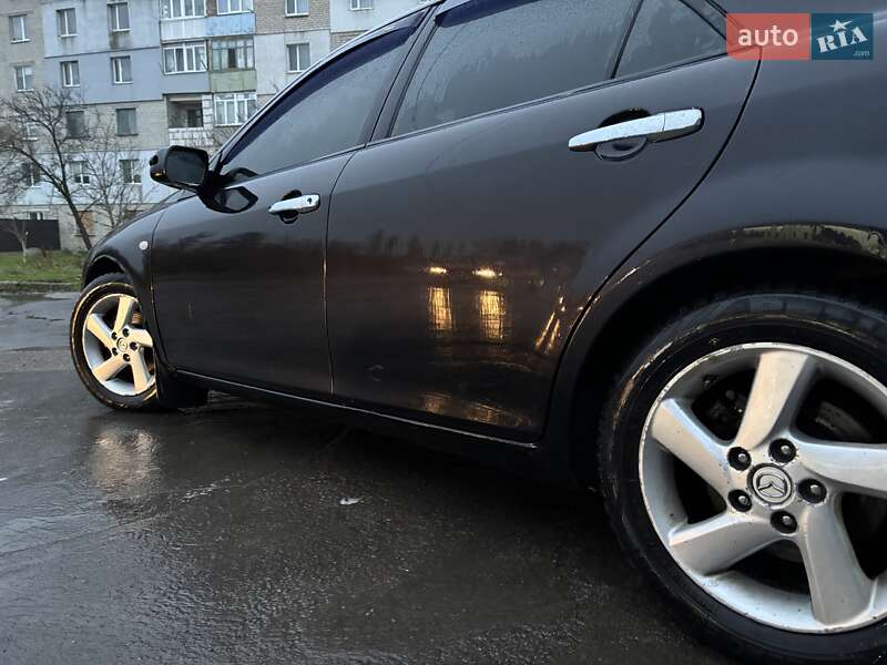 Седан Mazda 6 2005 в Вознесенске