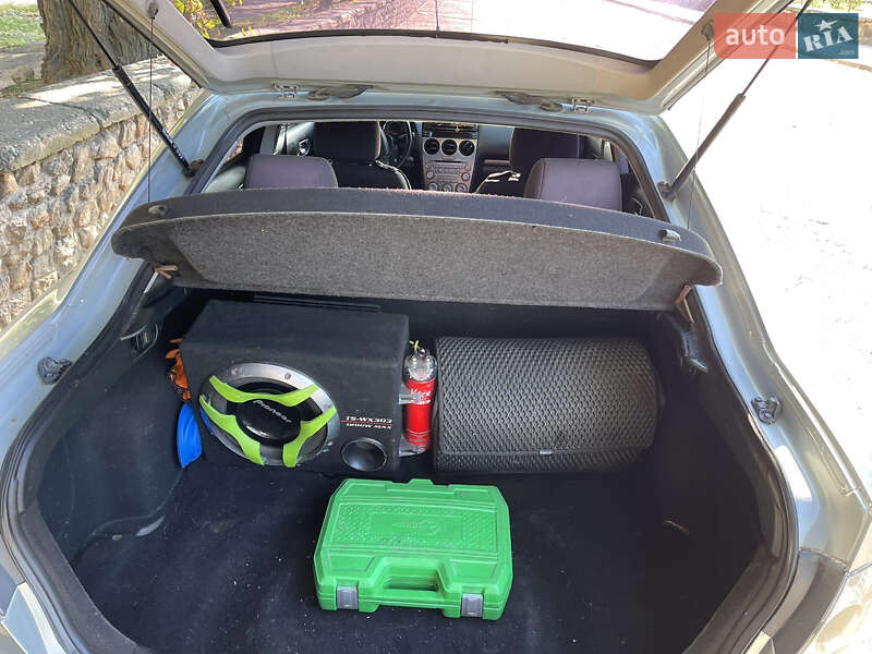 Ліфтбек Mazda 6 2004 в Миколаєві