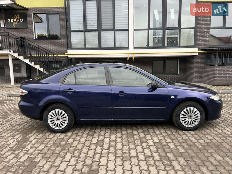 Седан Mazda 6 2002 в Жовкве