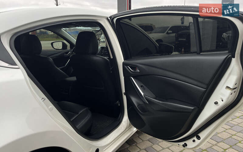 Седан Mazda 6 2012 в Мукачевому