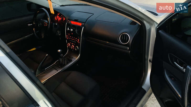 Седан Mazda 6 2005 в Дніпрі