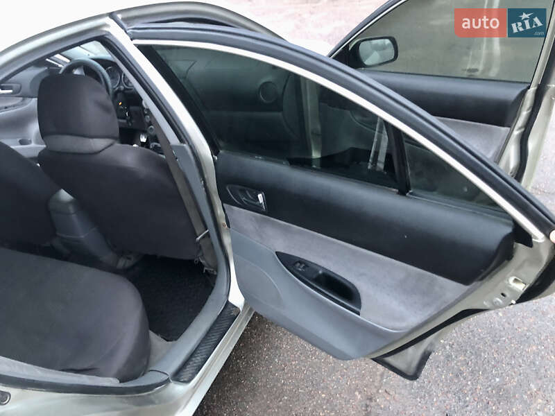 Седан Mazda 6 2003 в Прилуках