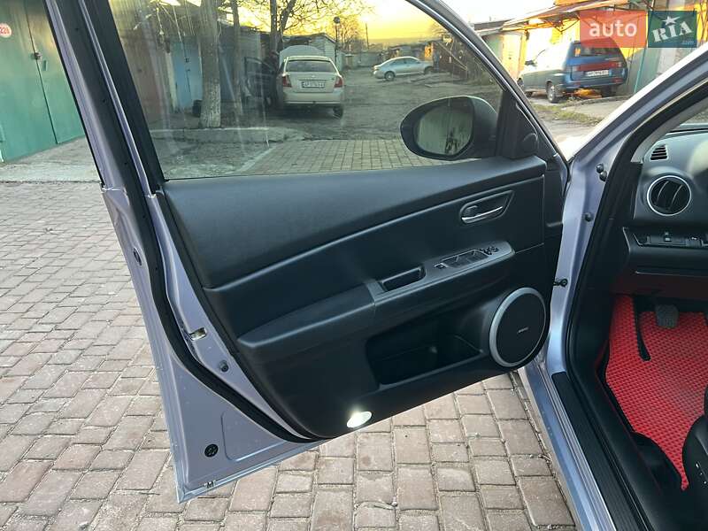 Седан Mazda 6 2008 в Запоріжжі