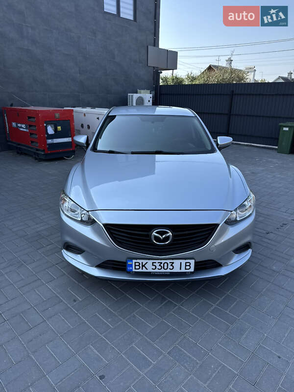 Седан Mazda 6 2016 в Костополе