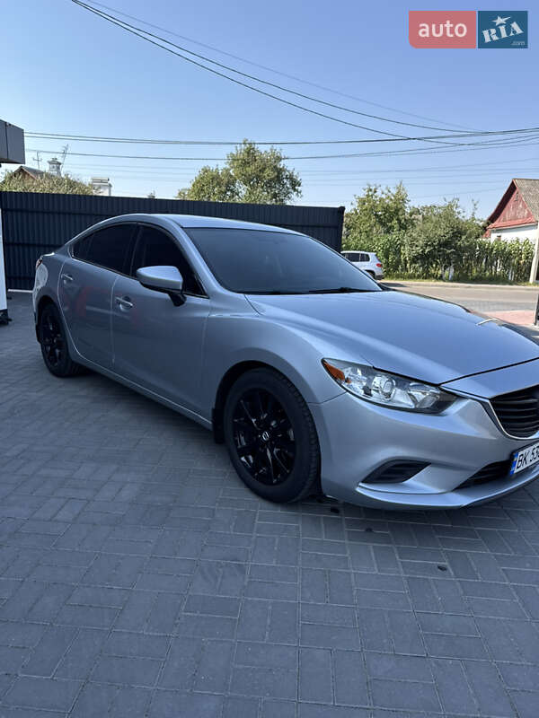 Седан Mazda 6 2016 в Костополе