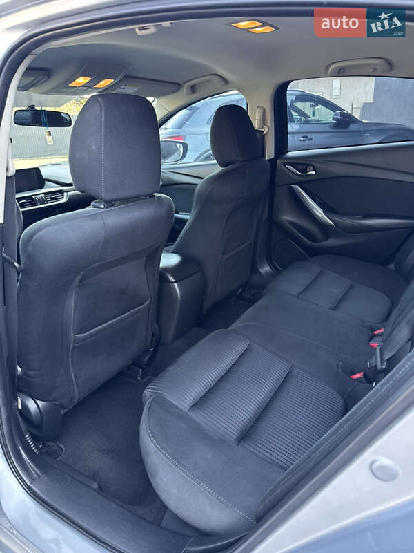 Седан Mazda 6 2016 в Костополе