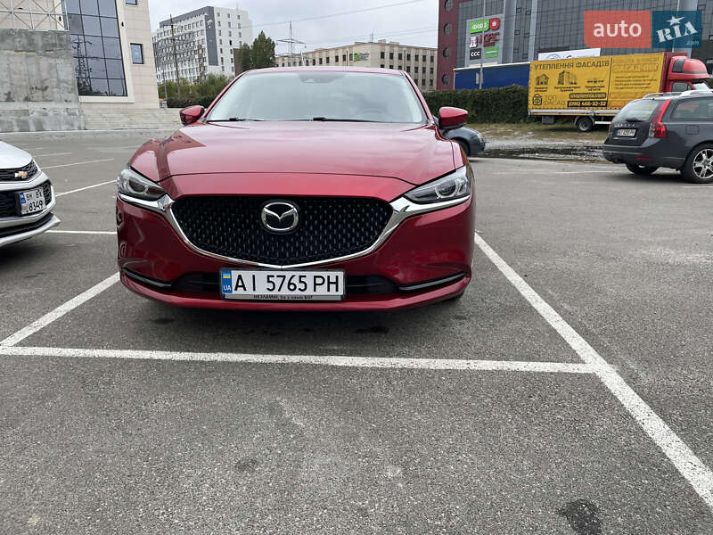 Седан Mazda 6 2020 в Вишневом