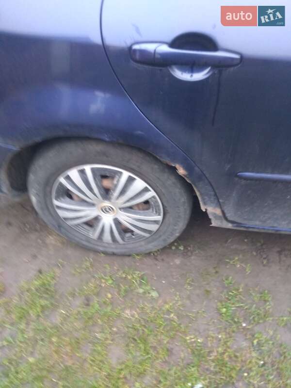 Лифтбек Mazda 6 2002 в Тернополе