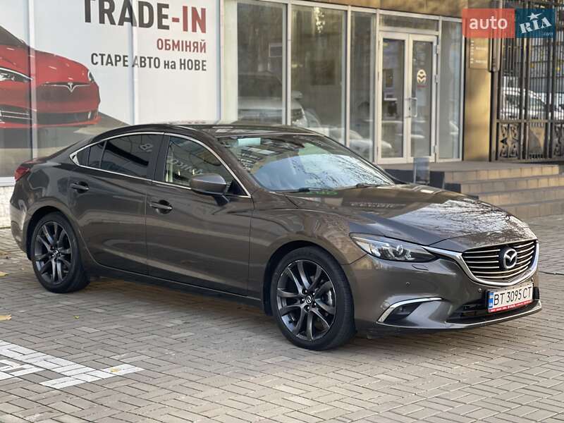 Седан Mazda 6 2016 в Николаеве