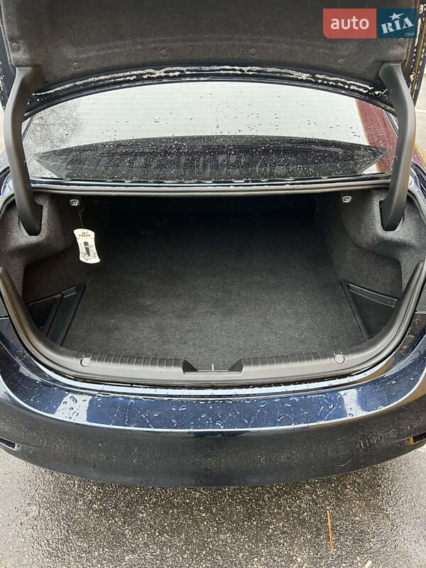 Седан Mazda 6 2018 в Кропивницькому