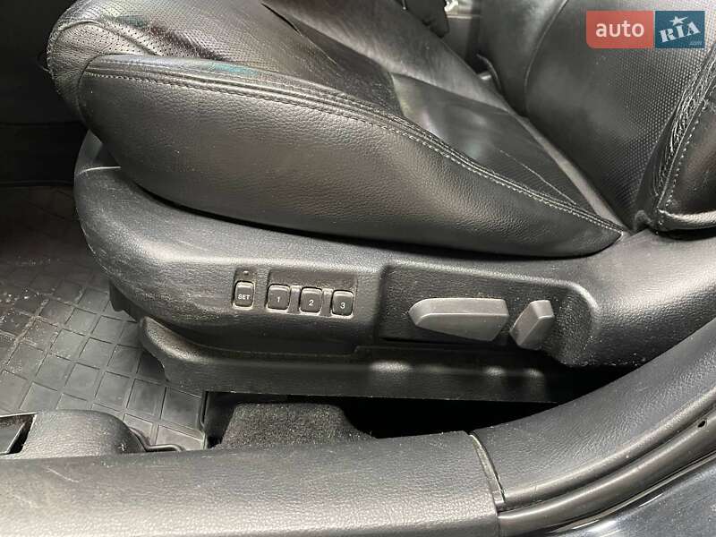 Універсал Mazda 6 2006 в Києві