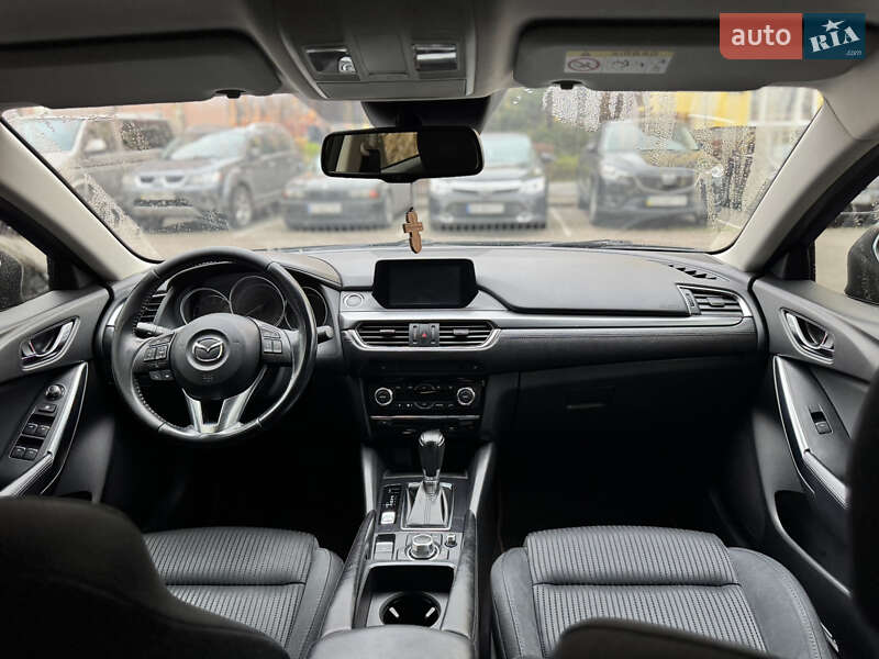 Седан Mazda 6 2015 в Киеве