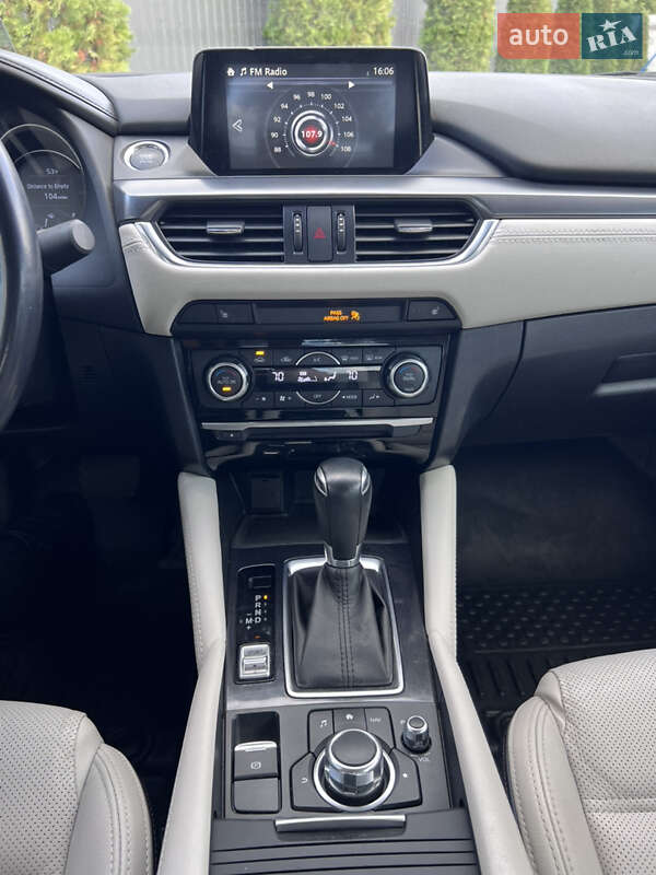 Седан Mazda 6 2015 в Кропивницком