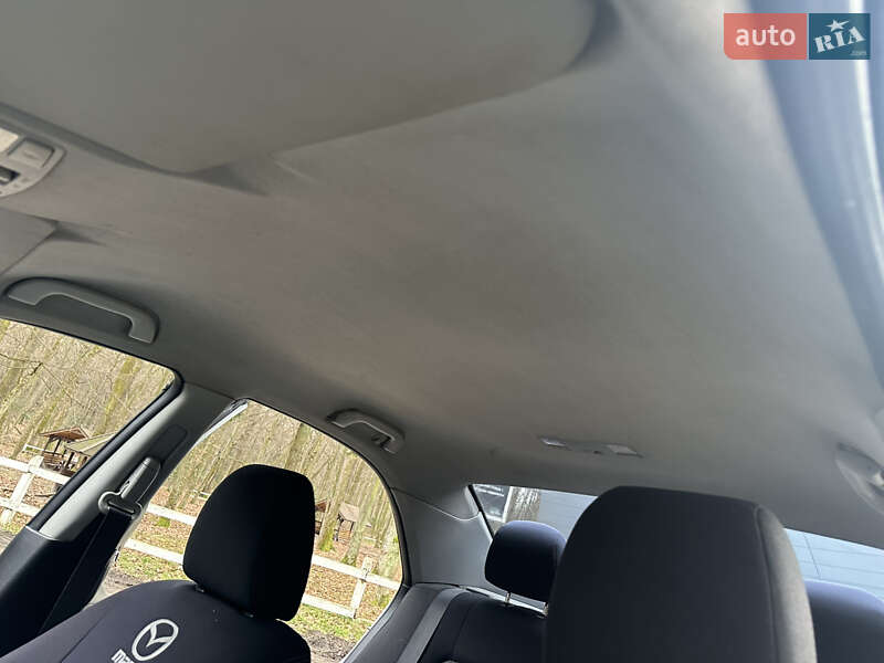 Седан Mazda 6 2003 в Дрогобичі