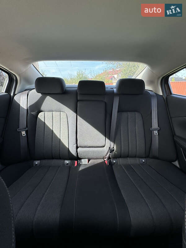 Седан Mazda 6 2018 в Івано-Франківську