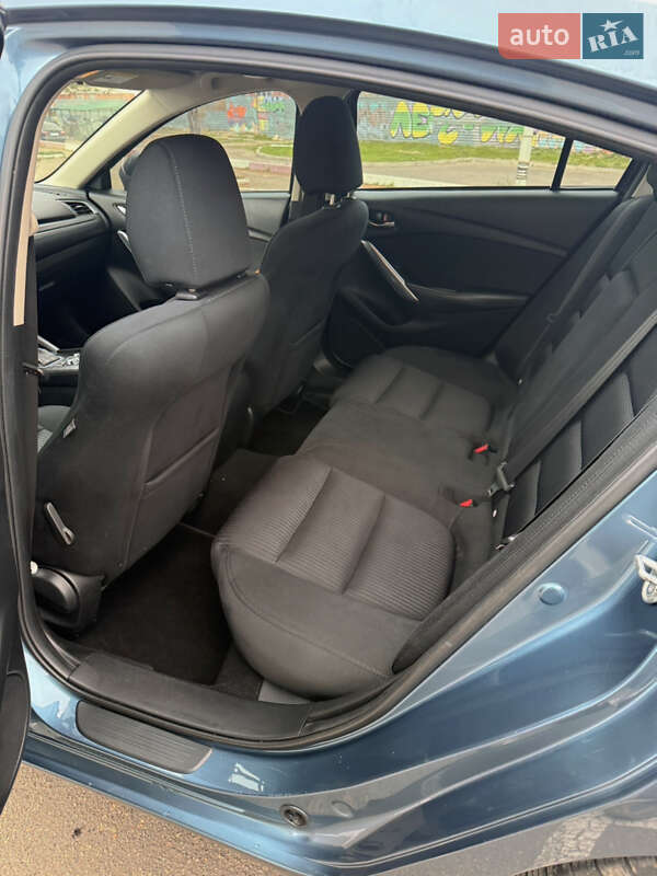 Седан Mazda 6 2015 в Николаеве