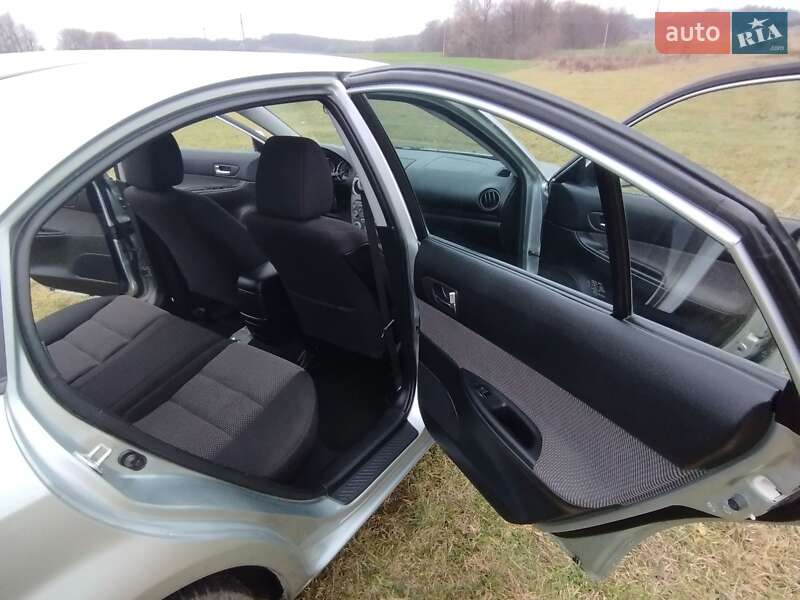 Лифтбек Mazda 6 2005 в Здолбунове