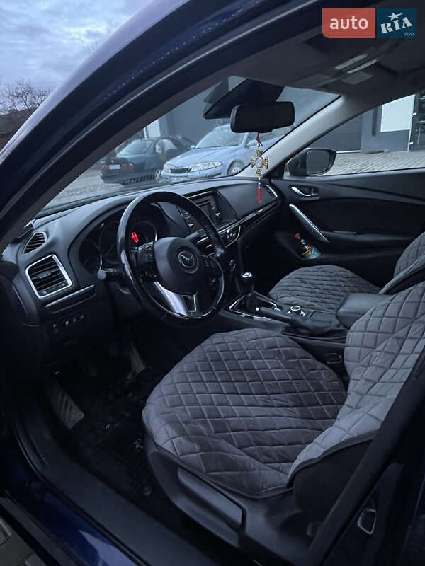 Седан Mazda 6 2012 в Ивано-Франковске
