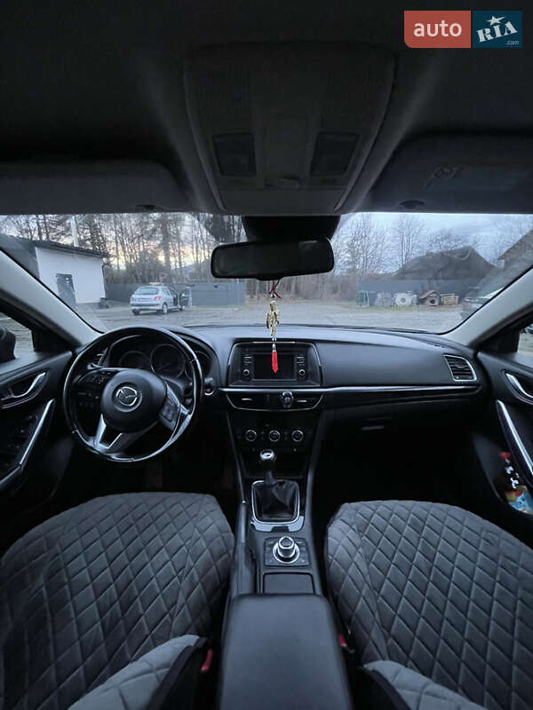 Седан Mazda 6 2012 в Ивано-Франковске