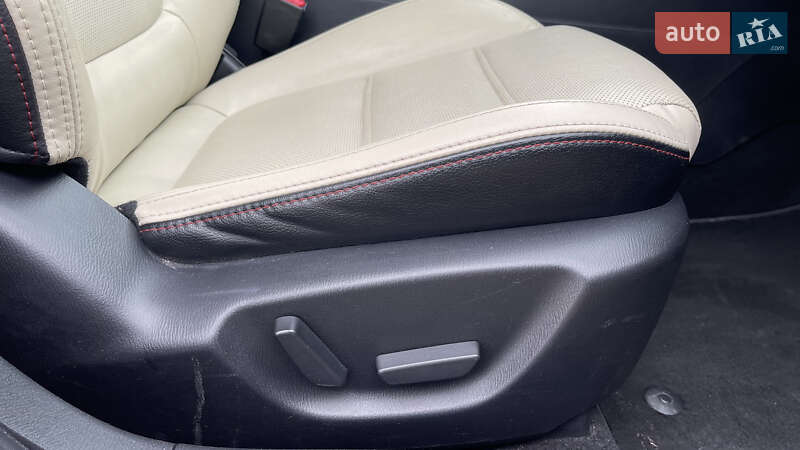 Седан Mazda 6 2014 в Львові