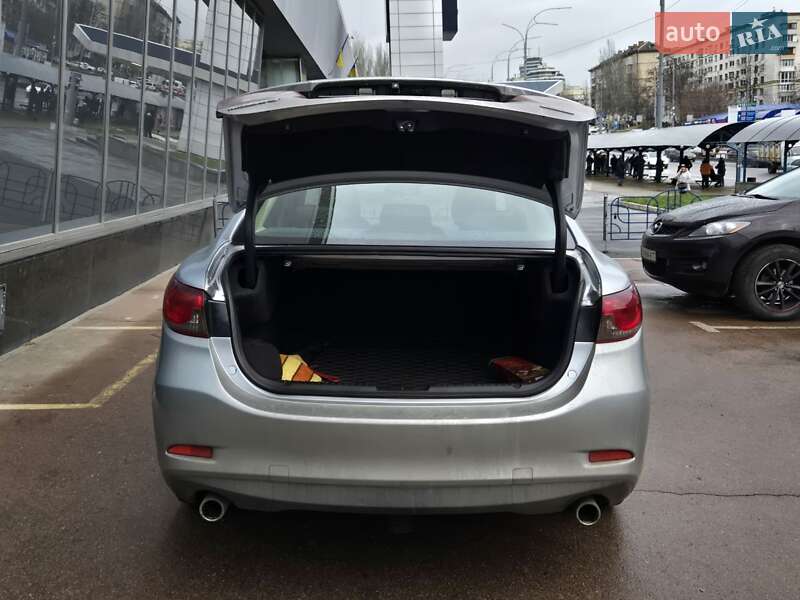Седан Mazda 6 2016 в Киеве