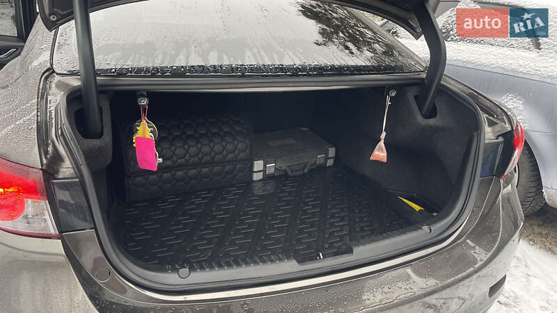 Седан Mazda 6 2016 в Харькове