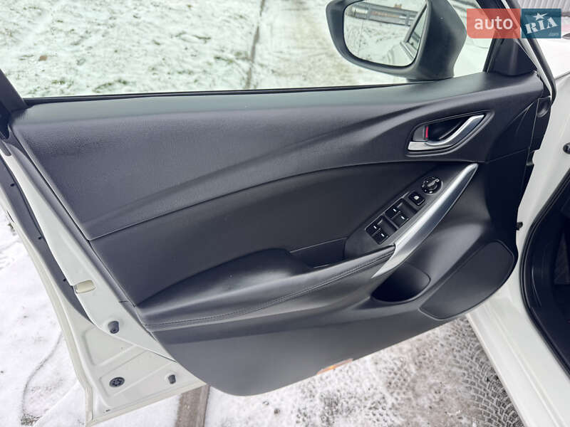 Універсал Mazda 6 2013 в Києві