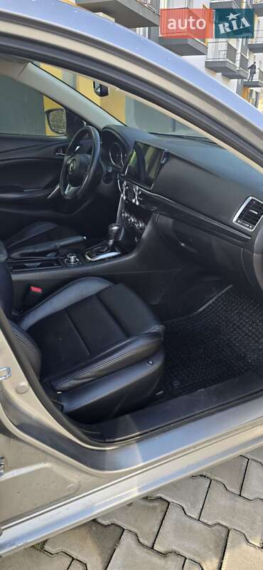 Седан Mazda 6 2014 в Львове