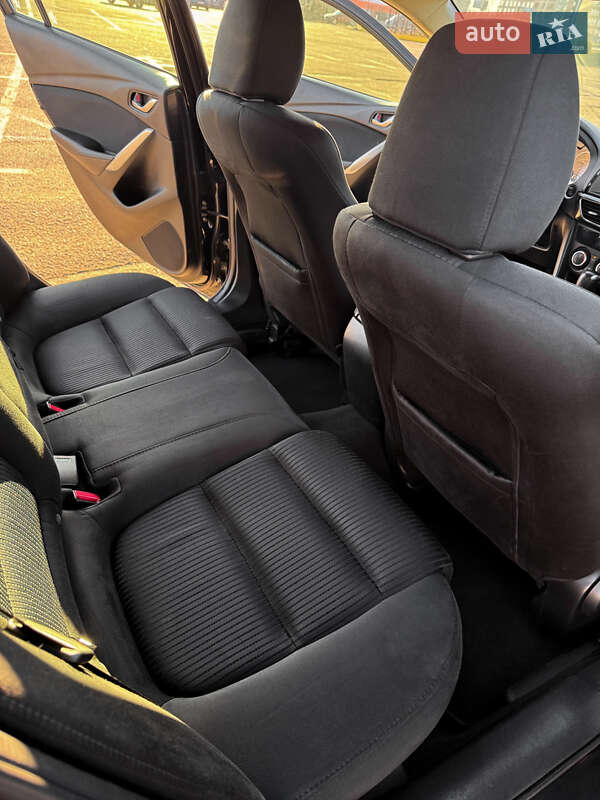 Седан Mazda 6 2014 в Львове