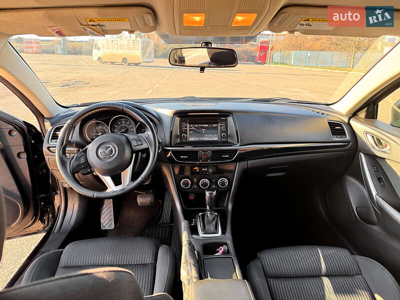 Седан Mazda 6 2014 в Львове