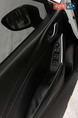 Седан Mazda 6 2013 в Звягеле