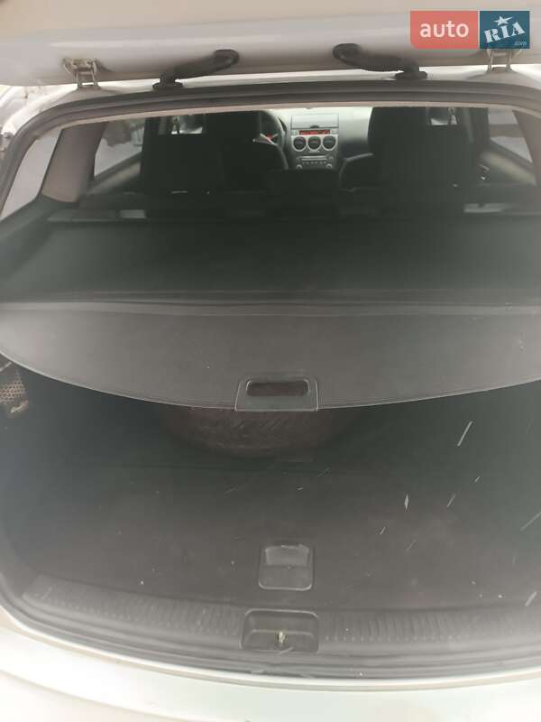 Универсал Mazda 6 2004 в Прилуках