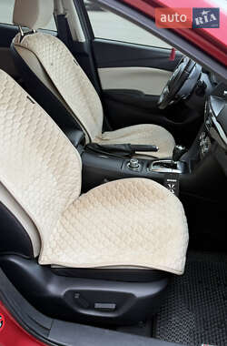 Седан Mazda 6 2013 в Черновцах