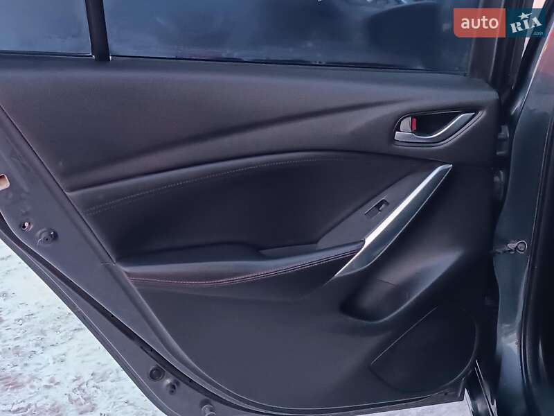 Седан Mazda 6 2014 в Львове