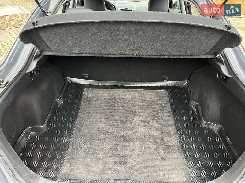 Ліфтбек Mazda 6 2002 в Корсунь-Шевченківському фото 9 Ліфтбек Mazda 6 2002 в Корсунь-Шевченківському