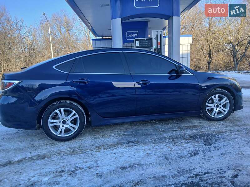 Седан Mazda 6 2010 в Дубно