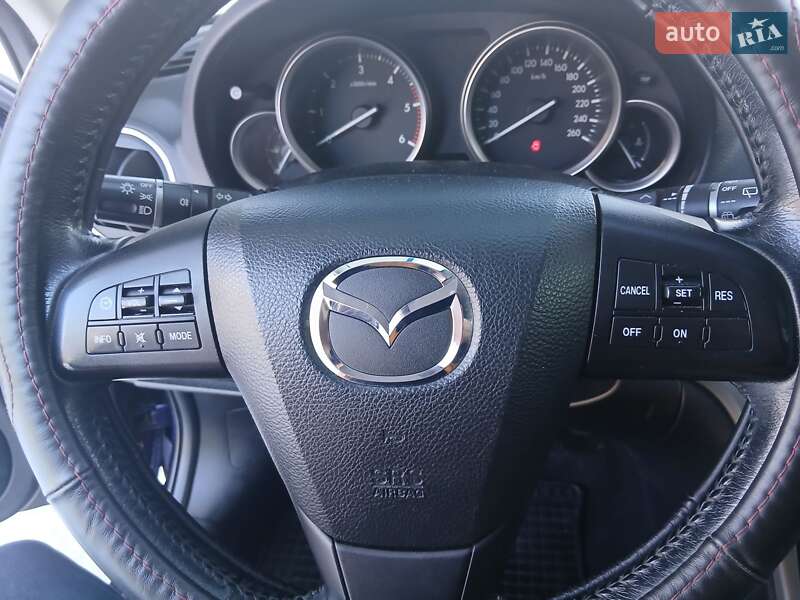 Седан Mazda 6 2010 в Дубно