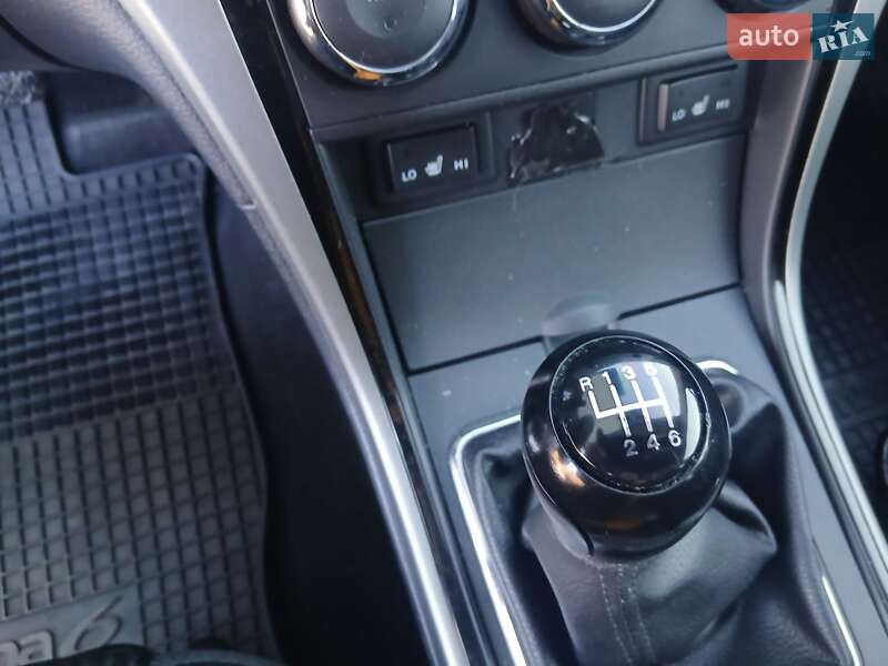 Седан Mazda 6 2010 в Дубно