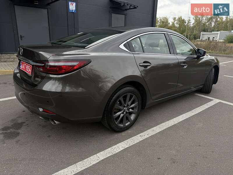 Седан Mazda 6 2018 в Чернигове
