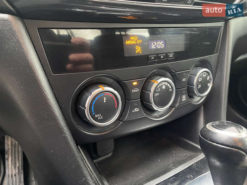 Седан Mazda 6 2013 в Черкассах