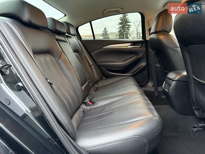Седан Mazda 6 2018 в Ужгороде