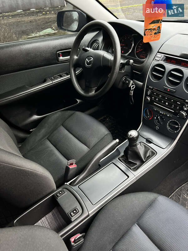 Седан Mazda 6 2005 в Запорожье
