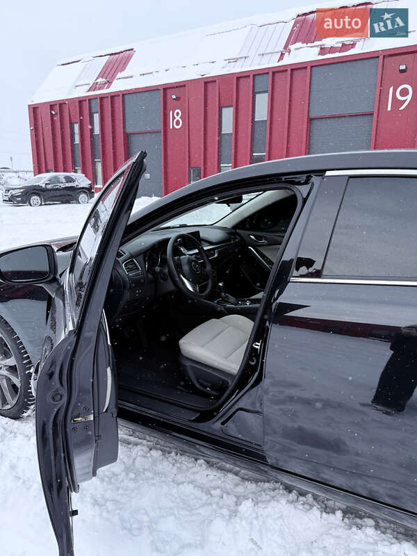 Седан Mazda 6 2016 в Львове