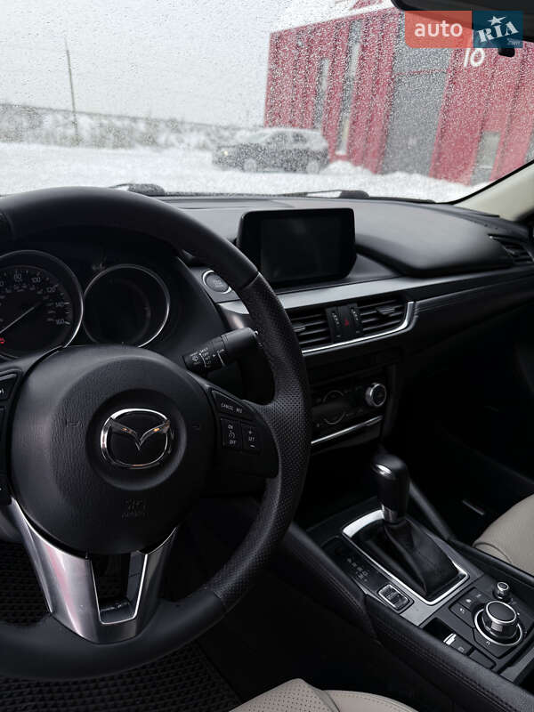 Седан Mazda 6 2016 в Львове