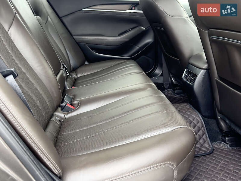 Седан Mazda 6 2019 в Киеве