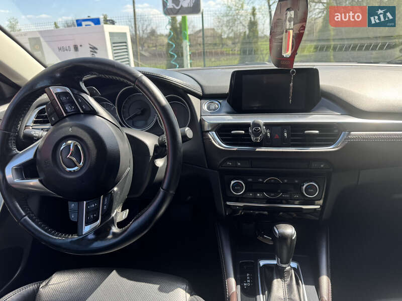 Универсал Mazda 6 2015 в Черновцах