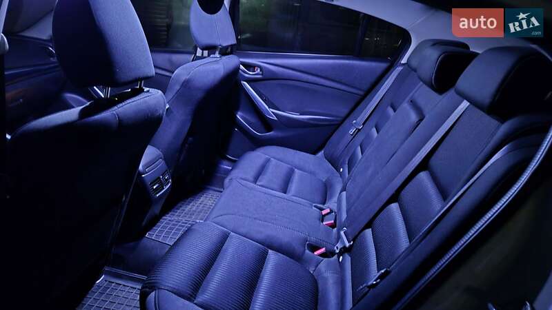 Седан Mazda 6 2014 в Миколаєві